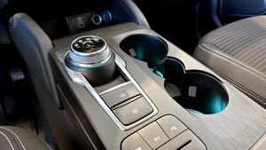 Ford Kuga bild 14