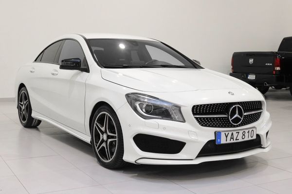 Mercedes CLA220 d 7G-DCT AMG Line / Nyservad / Nya däck - 2016