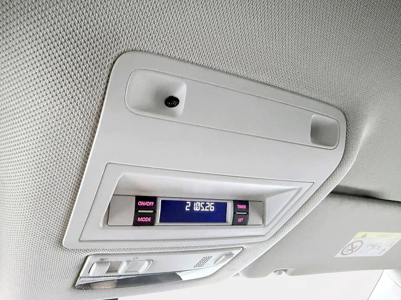 Vehicle image 30