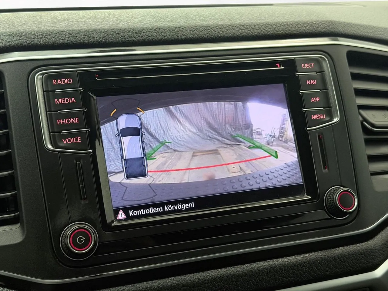 Vehicle image 24