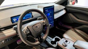Ford Mustang Mach-E bild 14