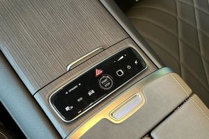 Mercedes EQS500 SUV bild 13