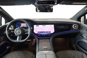 Mercedes EQS500 SUV bild 8