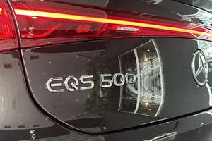 Mercedes EQS500 SUV bild 23
