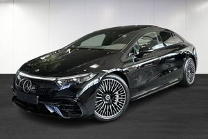 Mercedes EQS500 SUV bild 1