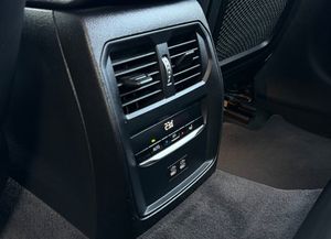 BMW 330 bild 35