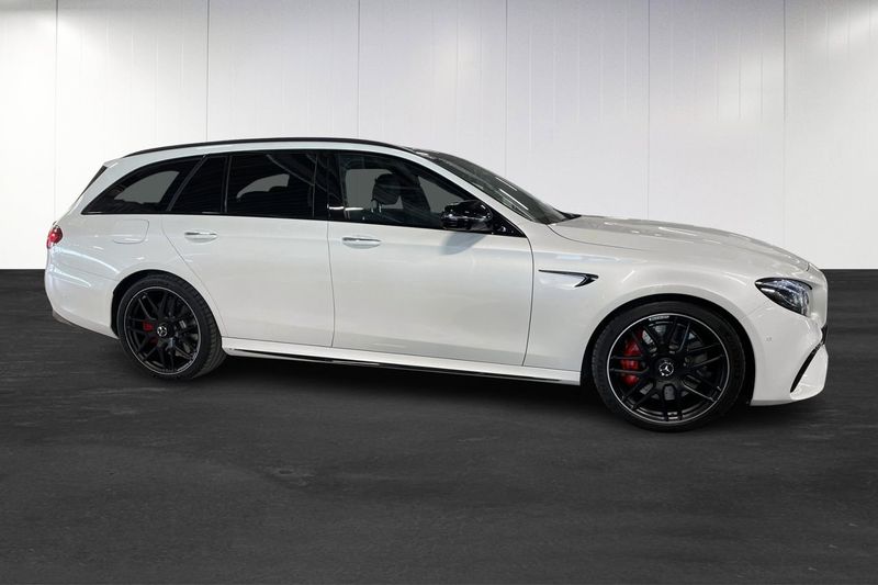 Mercedes E63 AMG bild 2