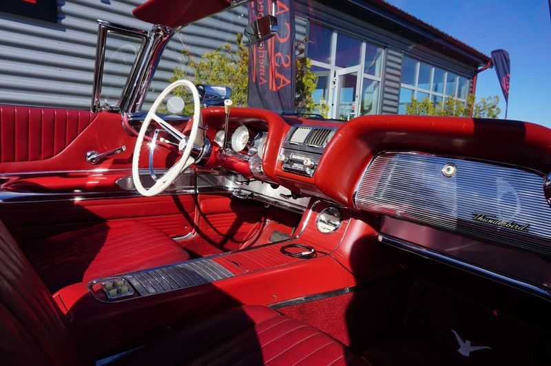 Ford Thunderbird bild 22