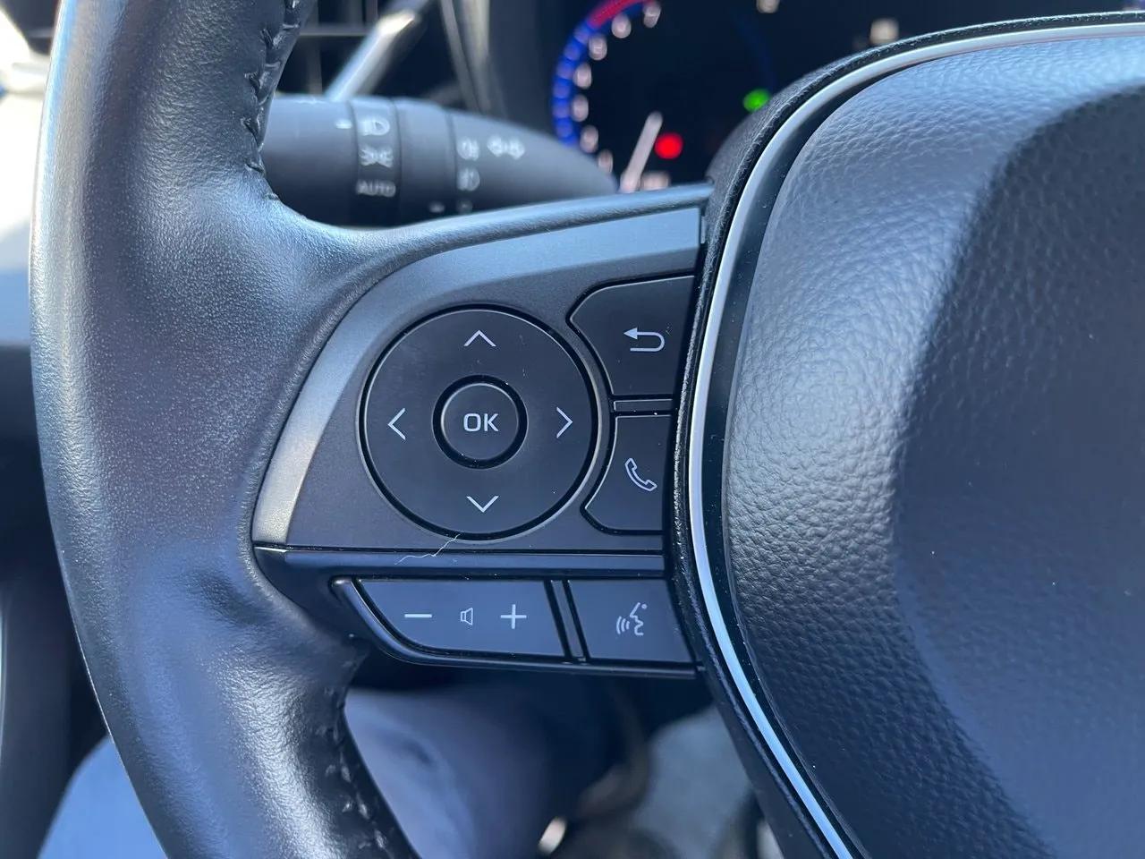 Vehicle image 27