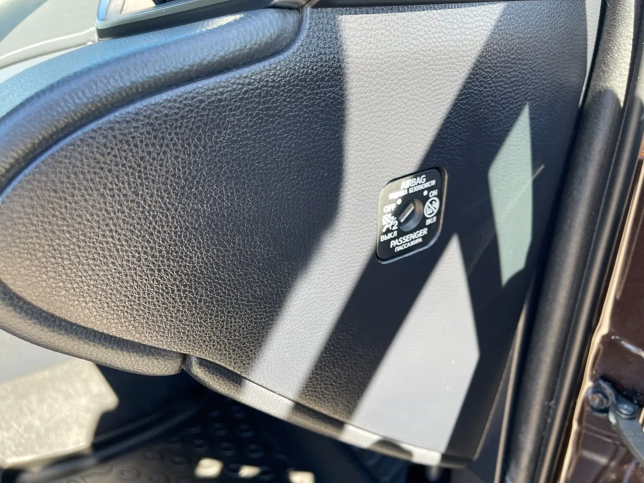 Vehicle image 22