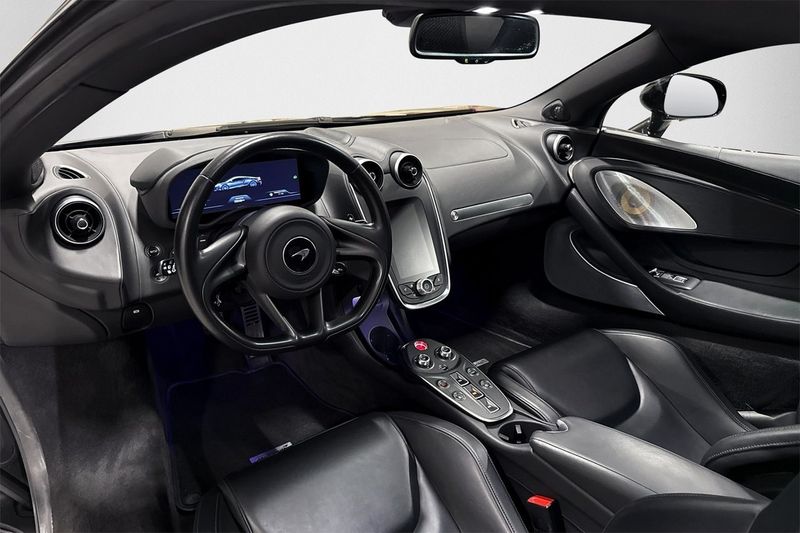 McLaren GT bild 12