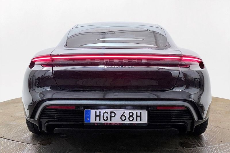 Porsche Taycan bild 8