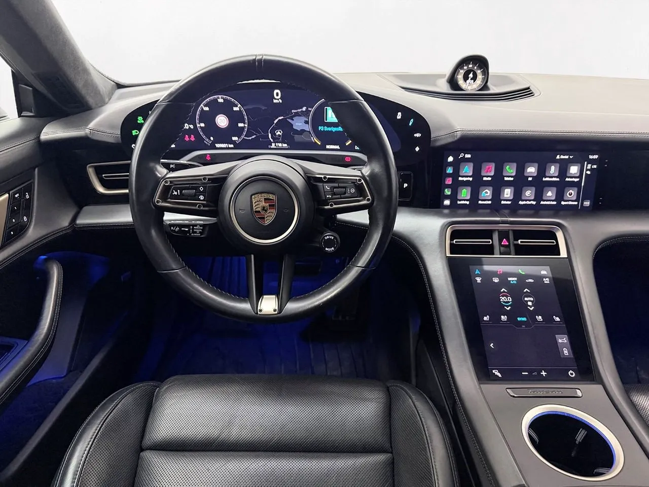 Vehicle image 22