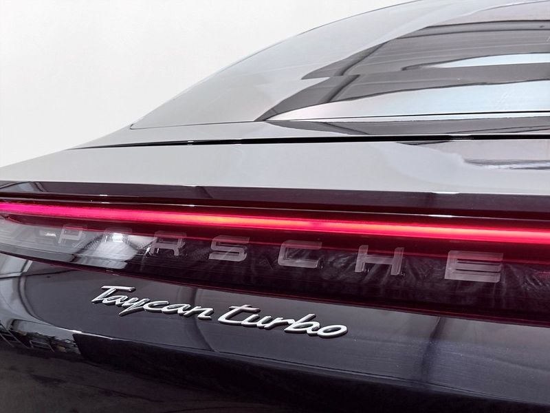 Porsche Taycan bild 7