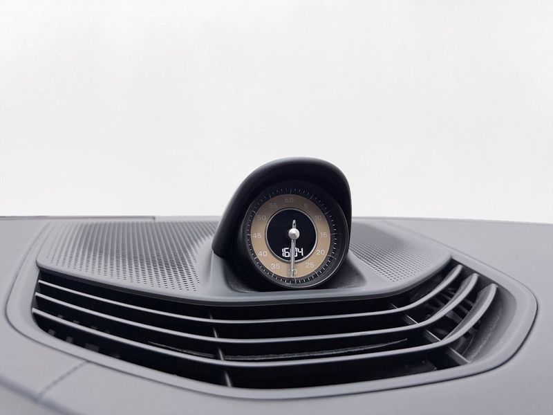Porsche Taycan bild 28