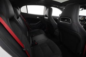 Mercedes GLA220 bild 19