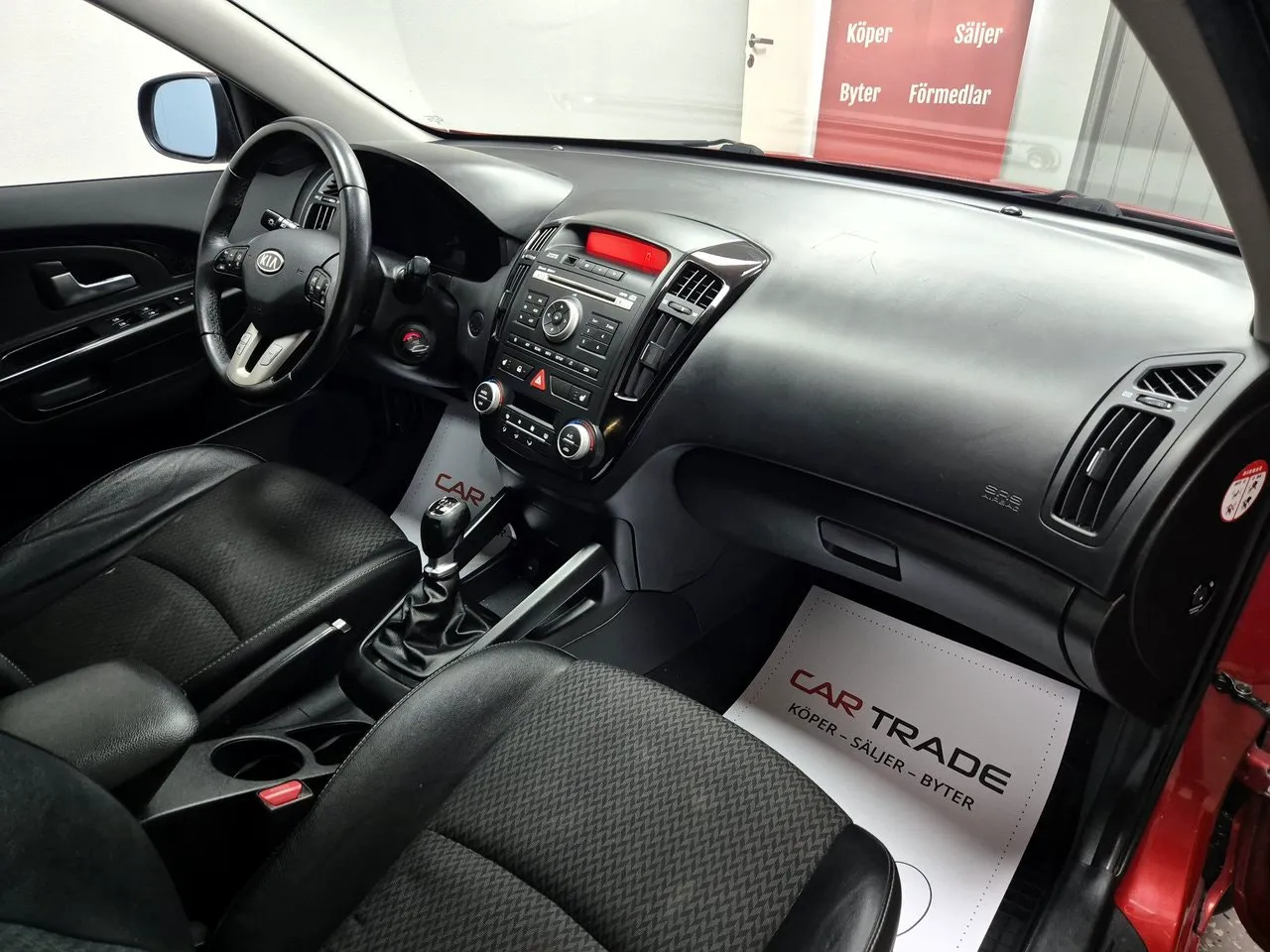 Vehicle image 18