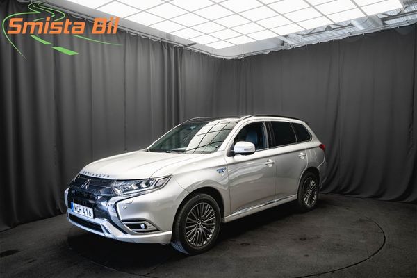 Mitsubishi Outlander PHEV Plug-in AWD S-Edition PANO DRAG LÄDER 360° ELSTOL - 2019