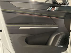 Lynk & Co 01 bild 14