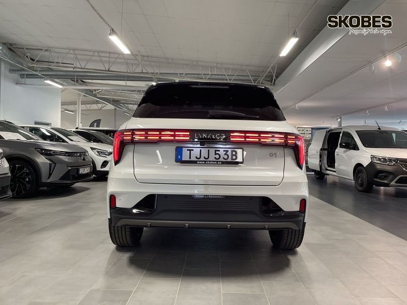 Lynk & Co 01 bild 5