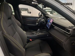 Lynk & Co 01 bild 10