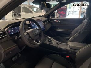 Lynk & Co 01 bild 7