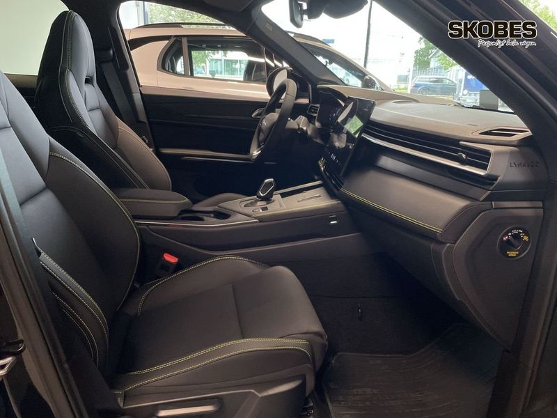 Lynk & Co 01 bild 10