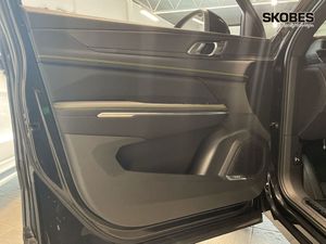 Lynk & Co 01 bild 14