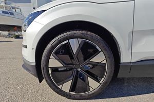 Volvo EX30 bild 12