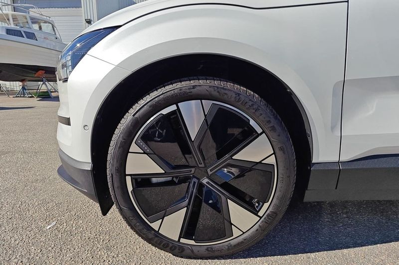 Volvo EX30 bild 12
