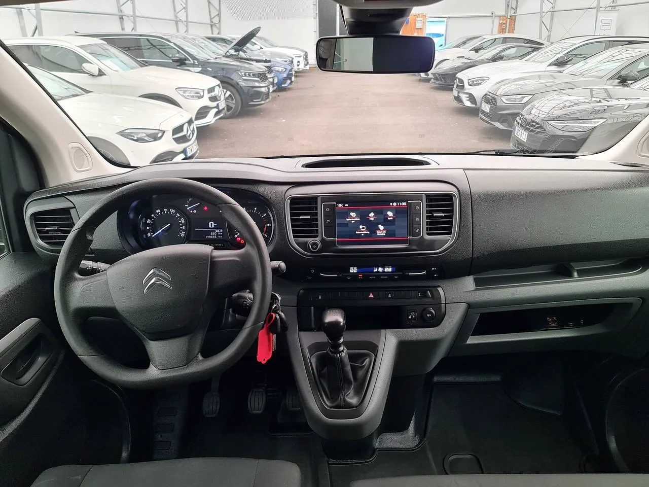 Vehicle image 11
