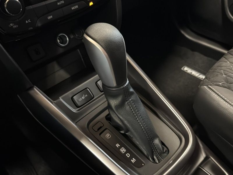 Suzuki Vitara bild 12