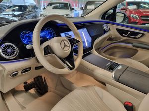 Mercedes EQS450 SUV bild 18