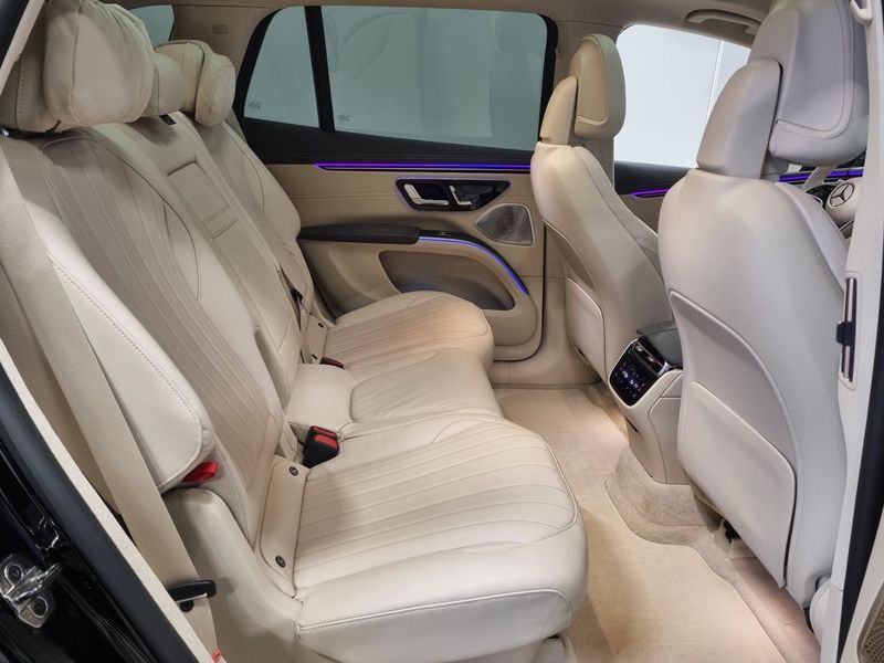 Mercedes EQS450 SUV bild 11
