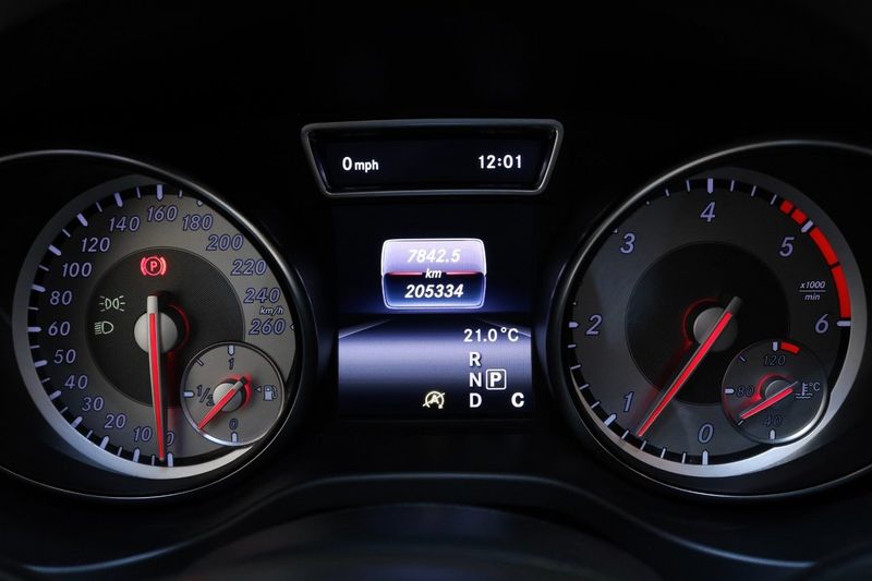 Mercedes CLA220 bild 25