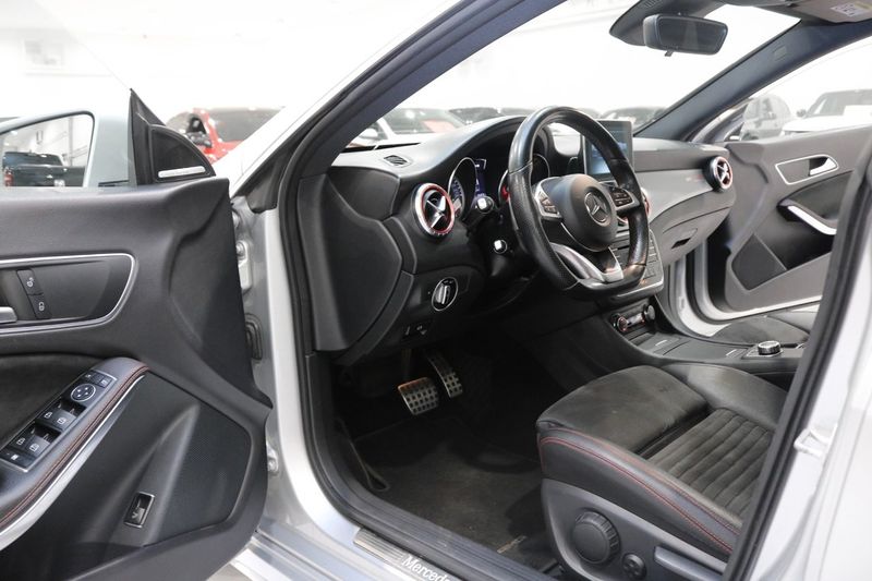 Mercedes CLA220 bild 13