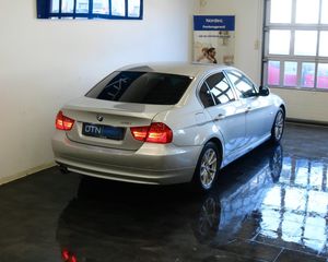 BMW 318 bild 2