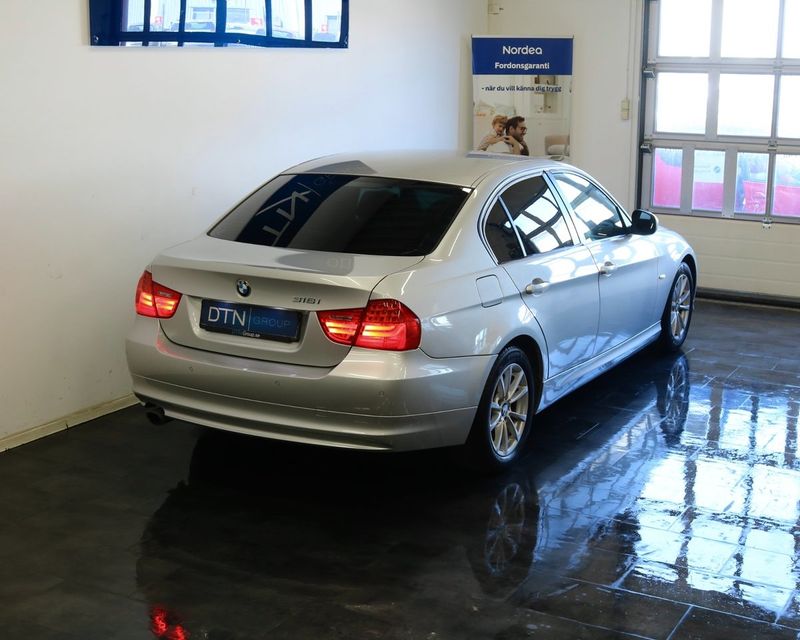 BMW 318 bild 2