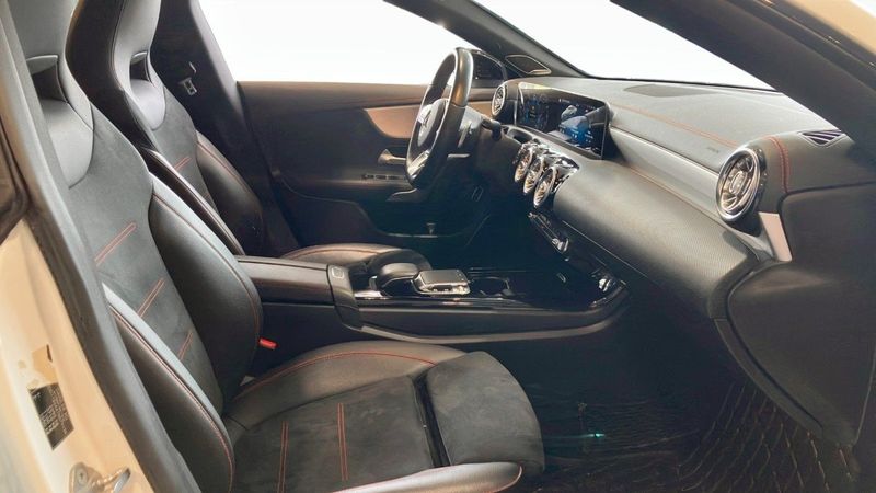 Mercedes CLA220 bild 3