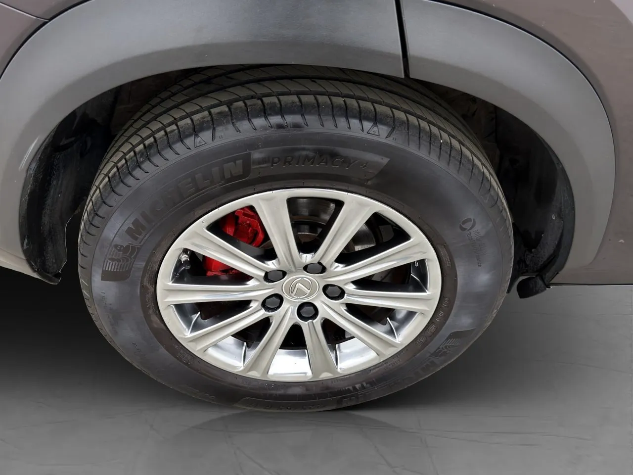 Vehicle image 30