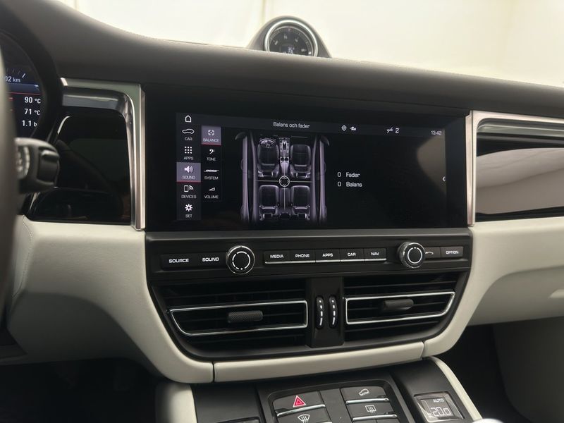 Porsche Macan bild 28