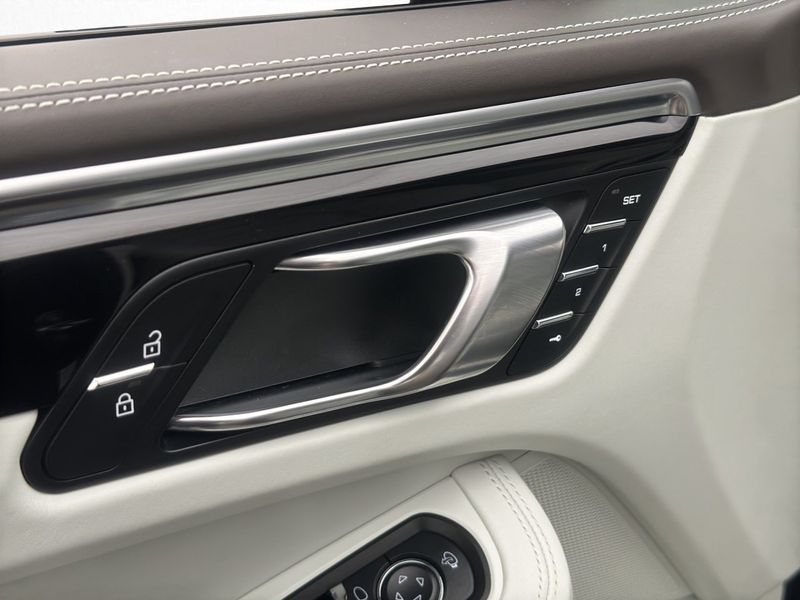 Porsche Macan bild 16