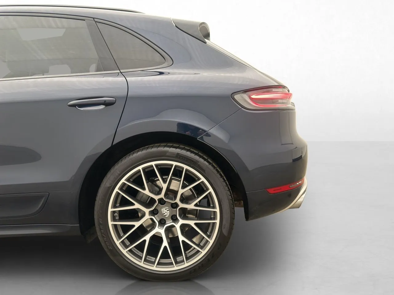 Vehicle image 36