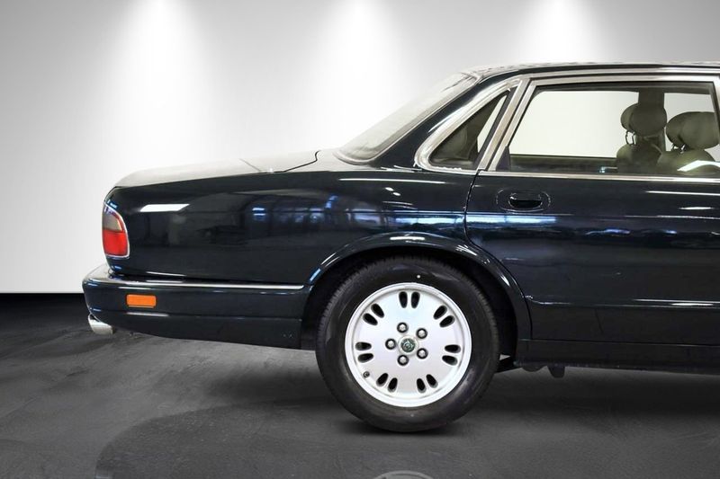 Jaguar XJ bild 8