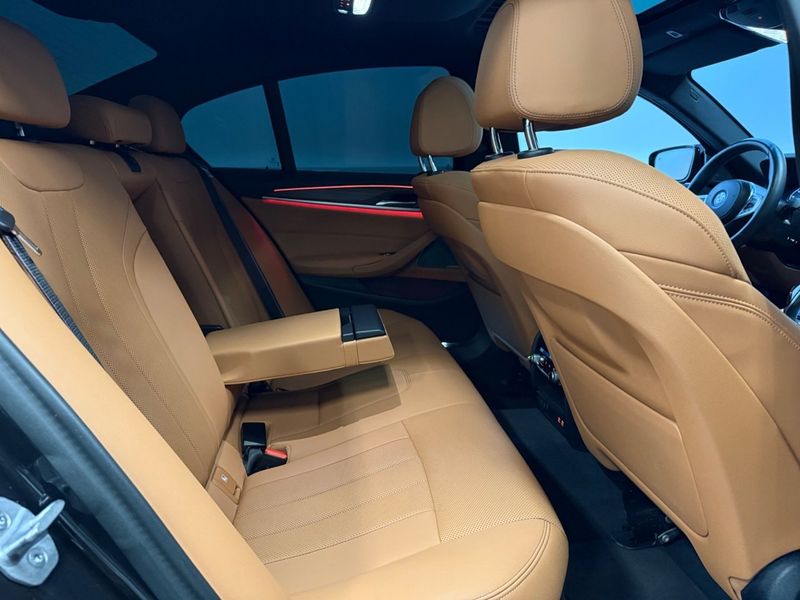 BMW 530 bild 13