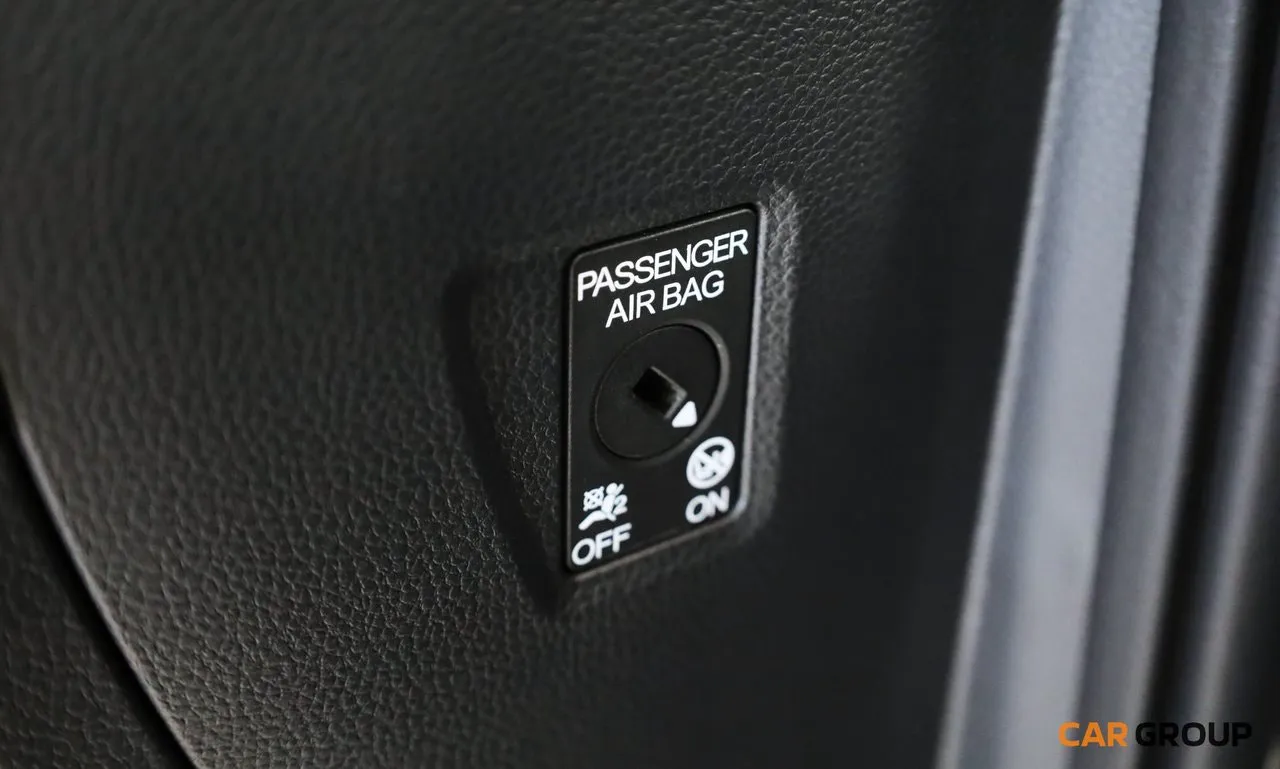 Vehicle image 22