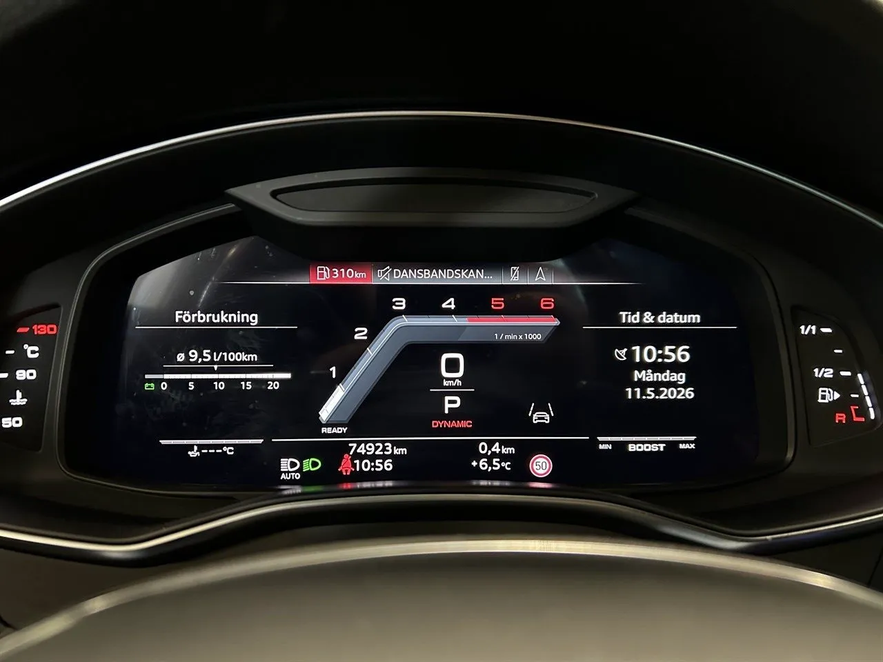Vehicle image 21