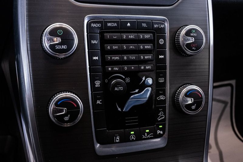 Volvo XC70 bild 22