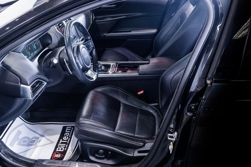 Jaguar XE bild 12