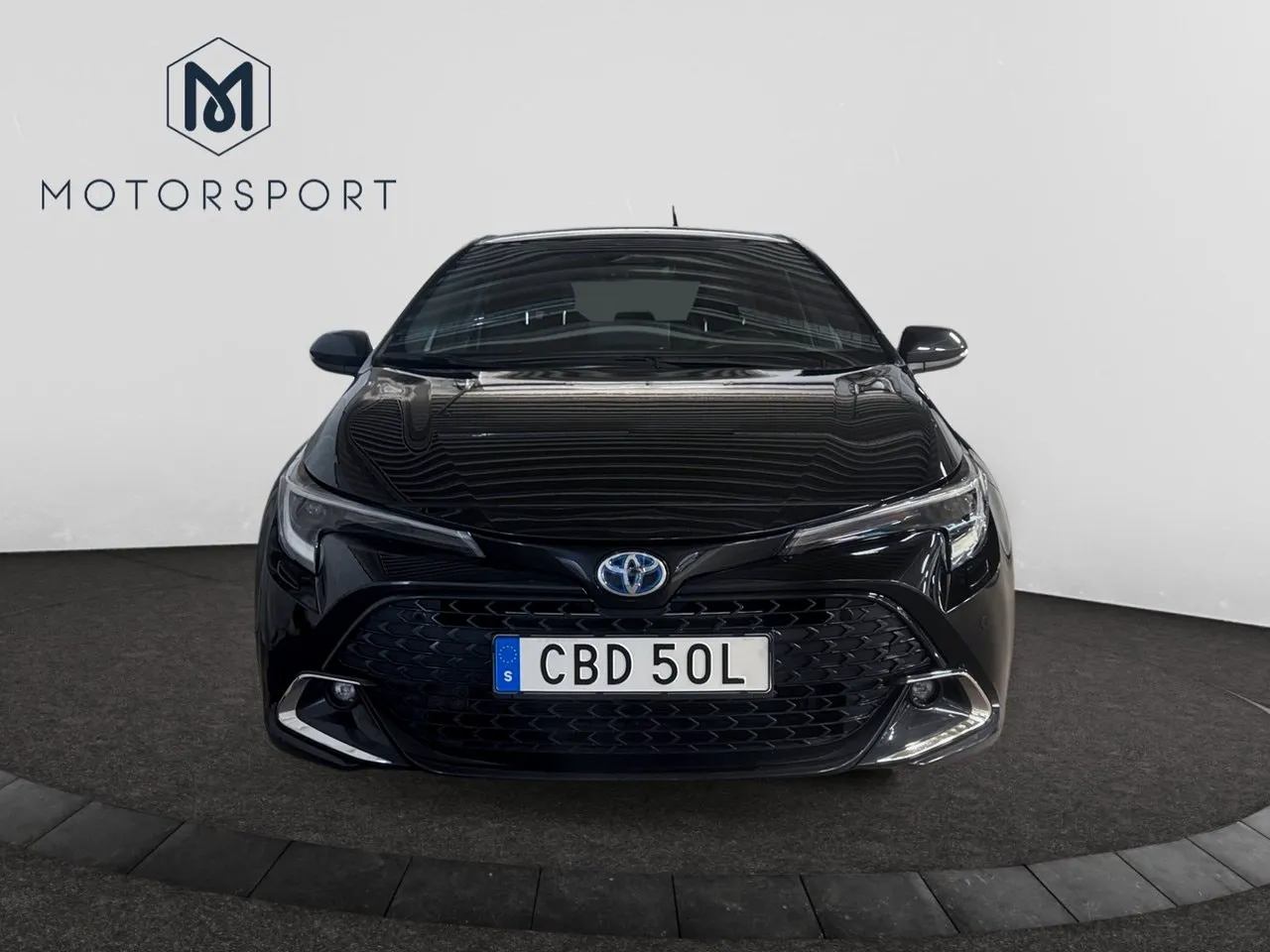 Vehicle image 8
